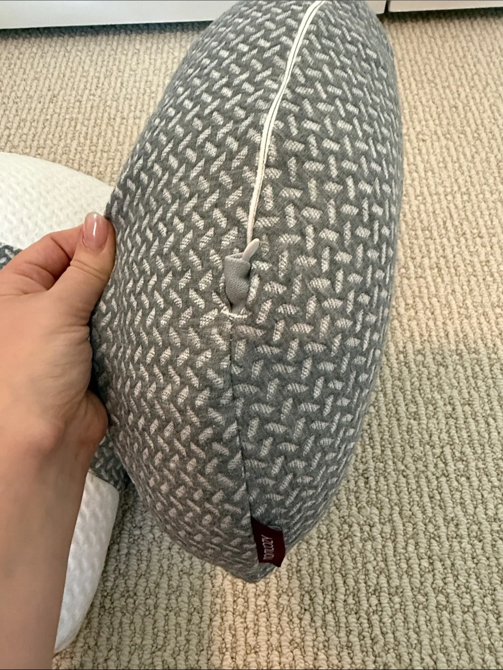 Momcozy lightly used